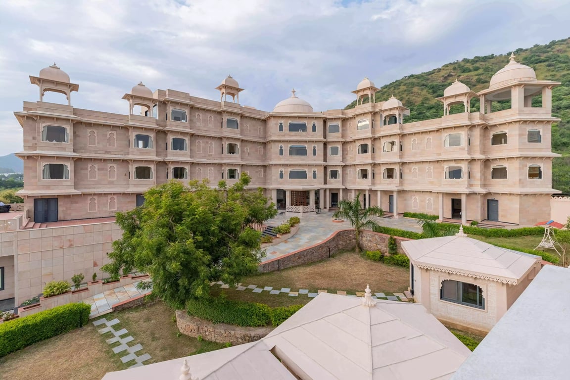 Traavista Aravali Mahal